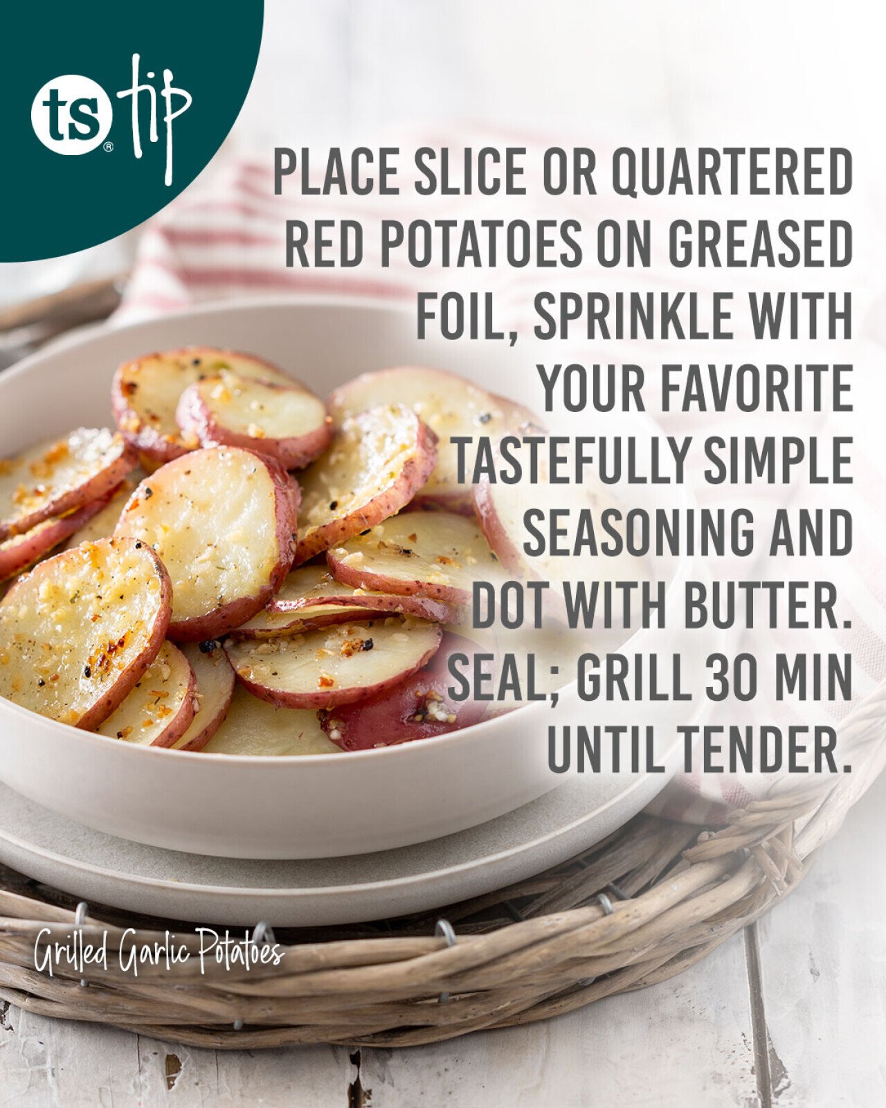 💡Tip Tuesday💡
Potato and/or Veggie Foil Packets

#mealplanningwithheather #TastefullySimple #eatathome #ilovefood #TeamFireworks #cookingtips #grillingtips